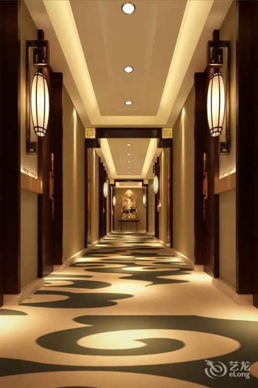 Dujiangyan Huaxi Hotel