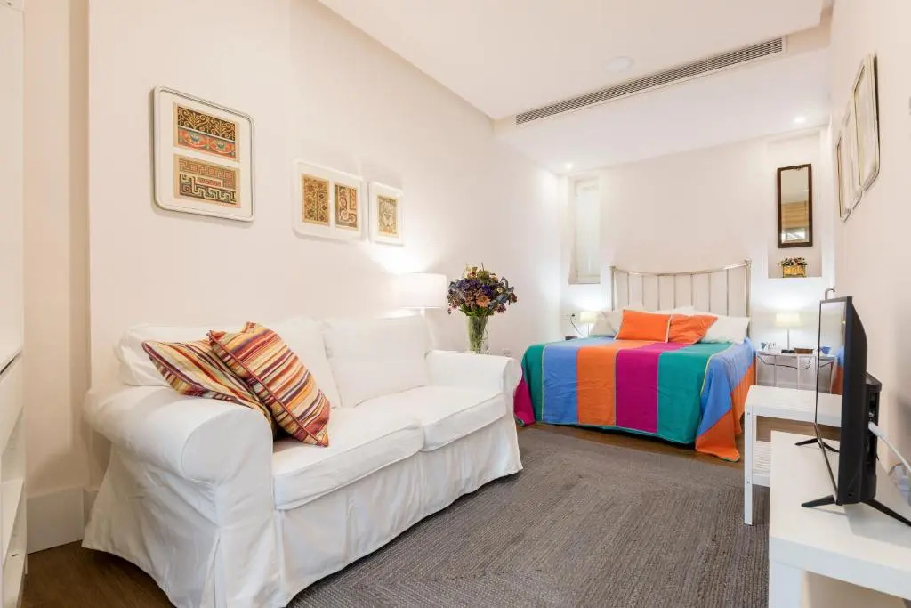 Sevilla Home Center