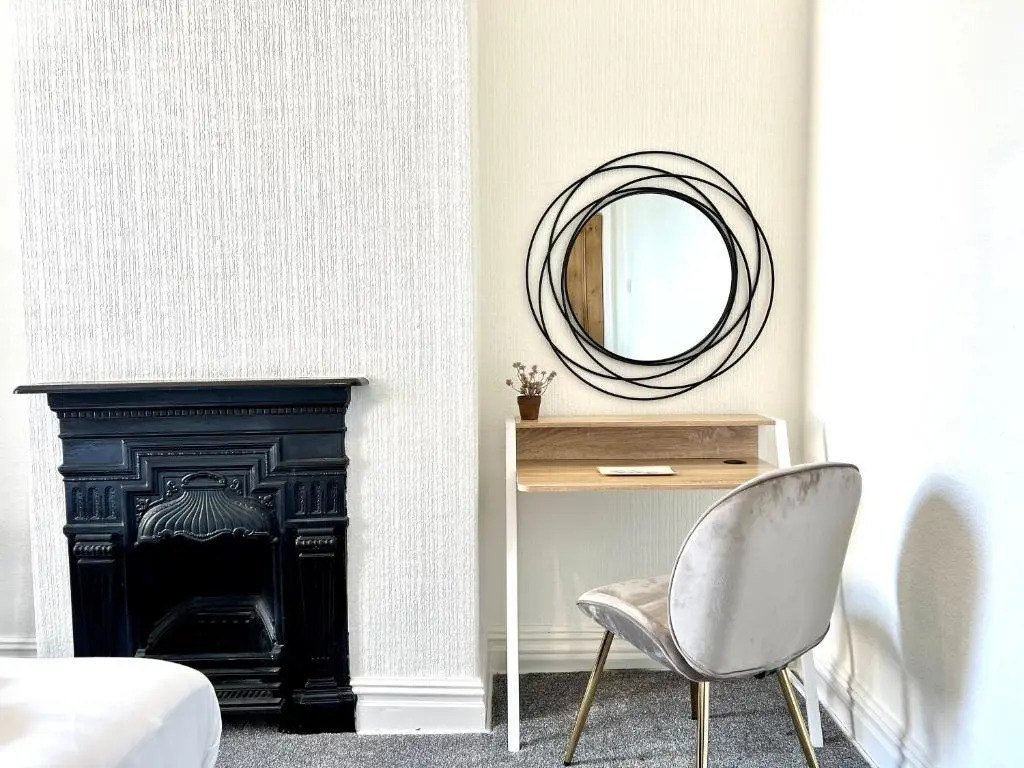 Whitchurch House by Switchback Stays