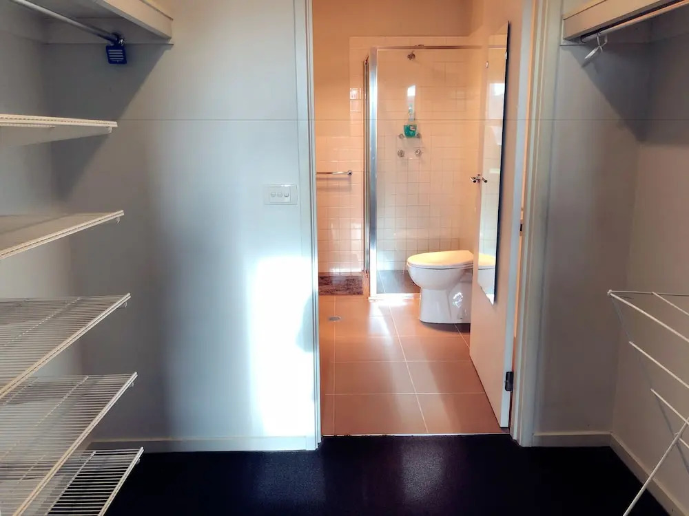Port Melbourne Beach Front Apartment