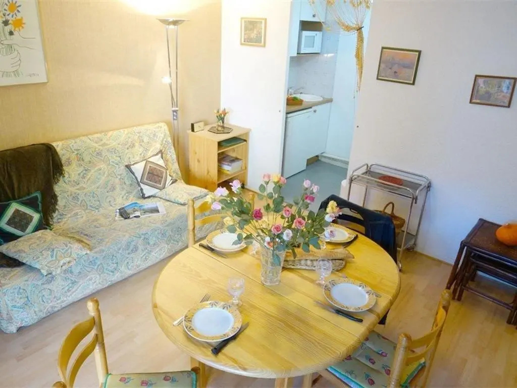 Appartement Bagnères-de-Luchon, 2 pièces, 4 personnes - FR-1-313-123