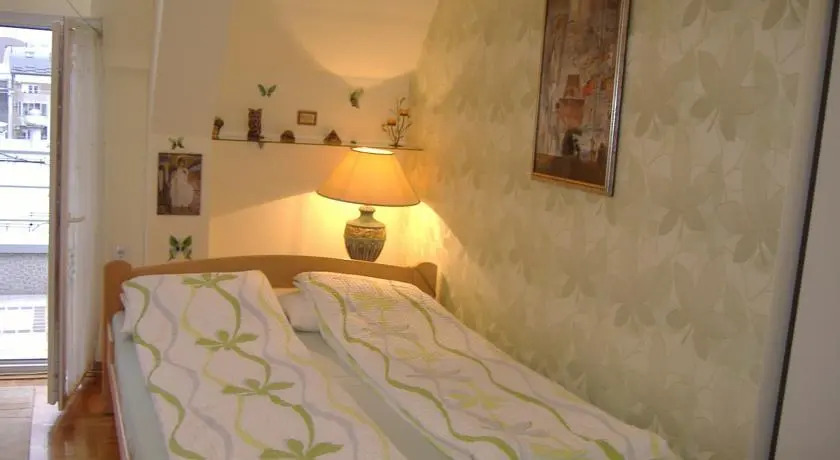 Studio Apartment Djeram1