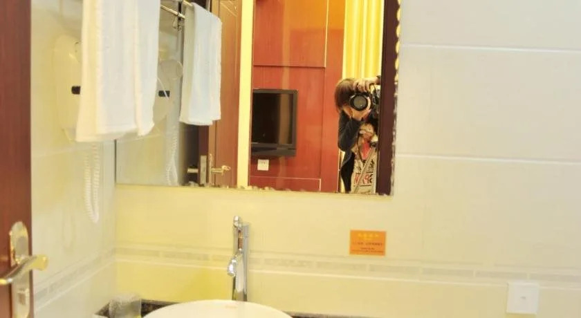 Qi Lian Hotel