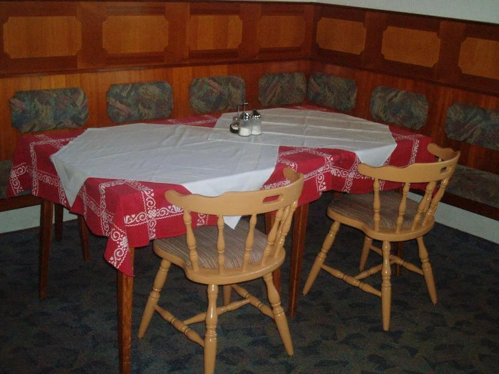 Appartement Pension Grasser