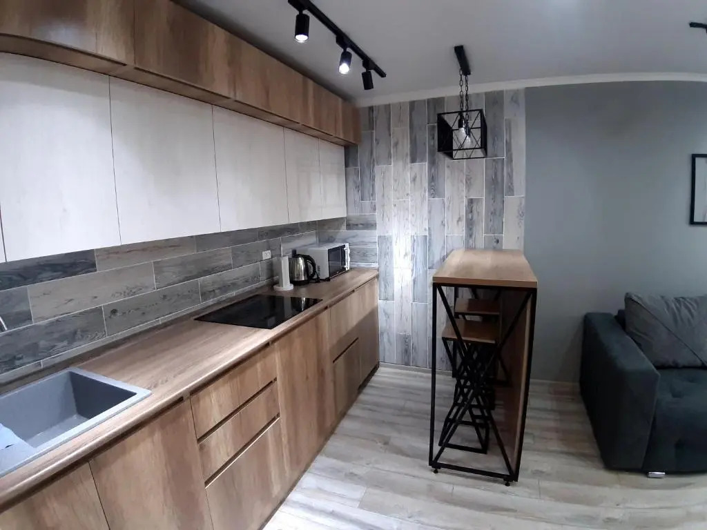 Apartment lux Tolstogo 90. Апартаменты люкс Толстого 90
