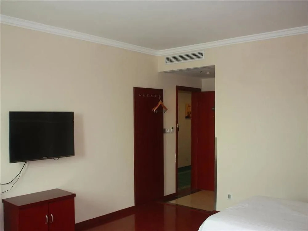 Greentree Inn Shanghai Pudong Wild Zoo Express Hotel