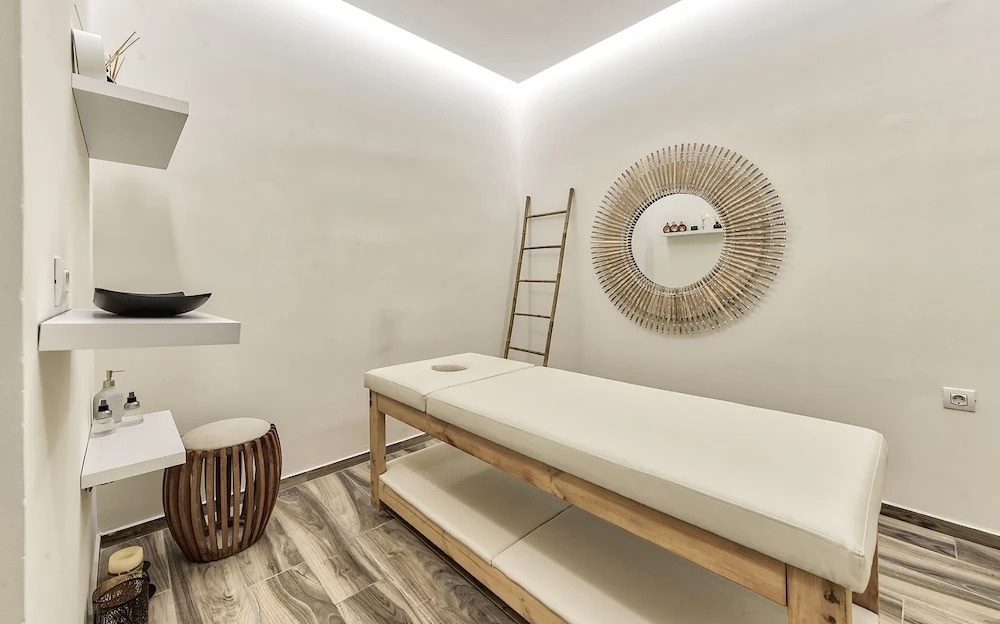 Fexulis Studios & Suites