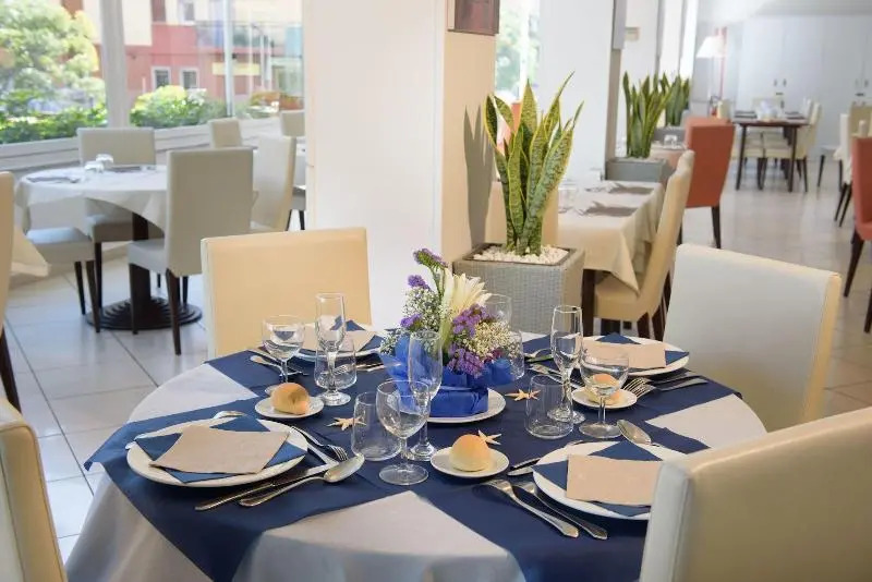 Hotel La Marina