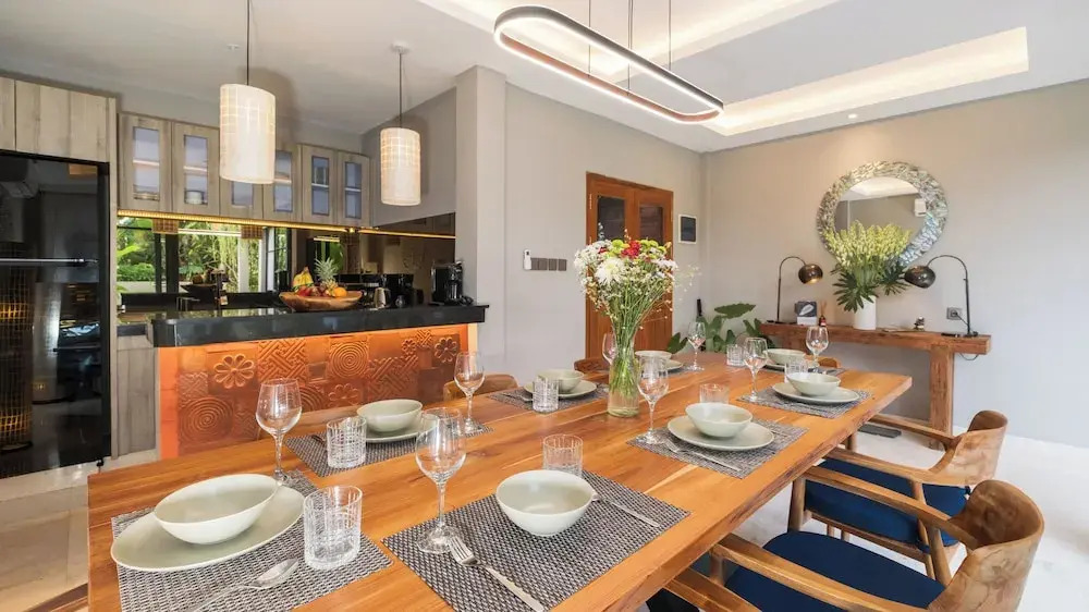 Baliris Villa V Canggu by Villa Finder