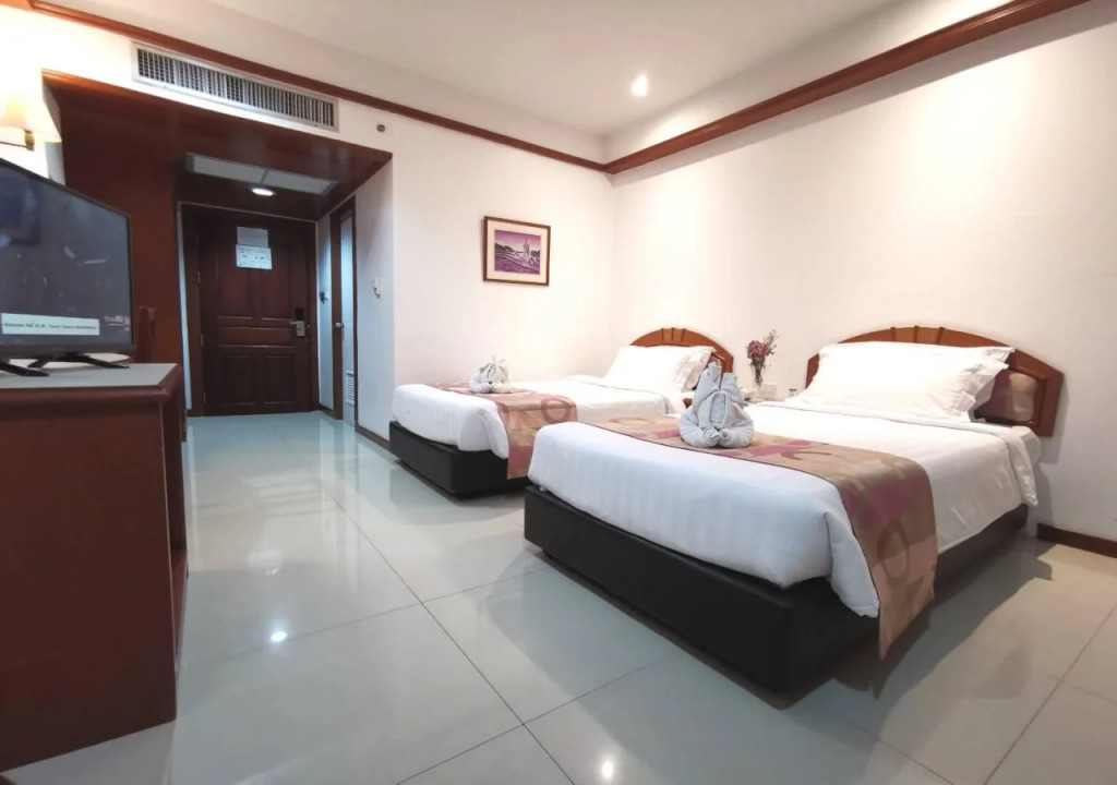 Green World Palace Hotel