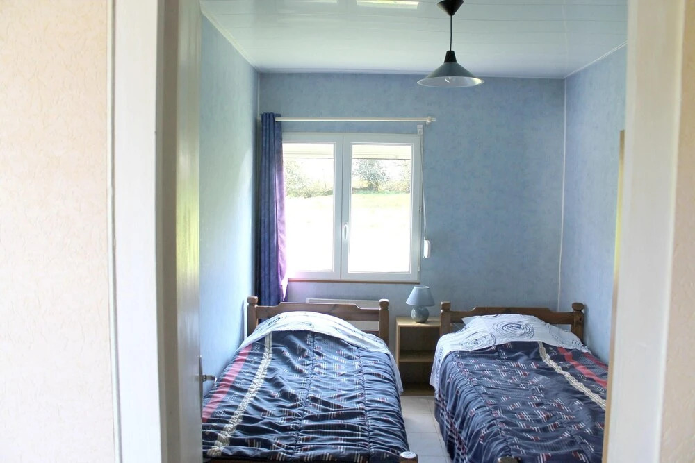 House With 2 Bedrooms in Saint-pierre-de-cormeilles, With Enclosed Gar