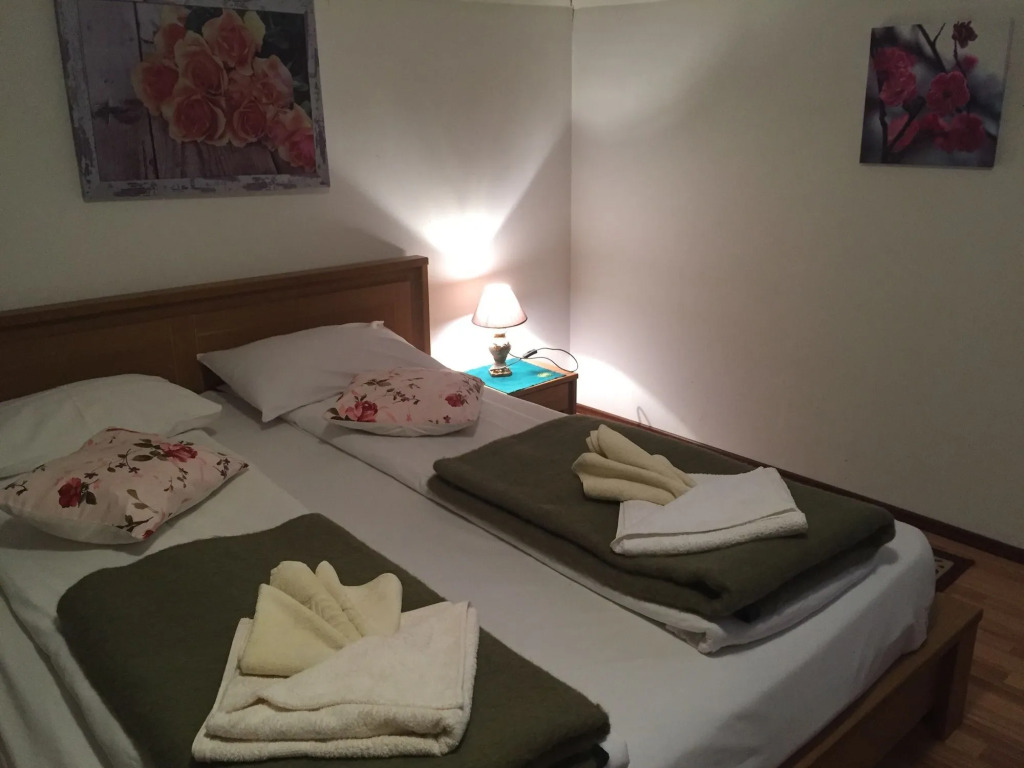 Pensiunea Buon Gusto Sibiu-motorcyle friendly,city center