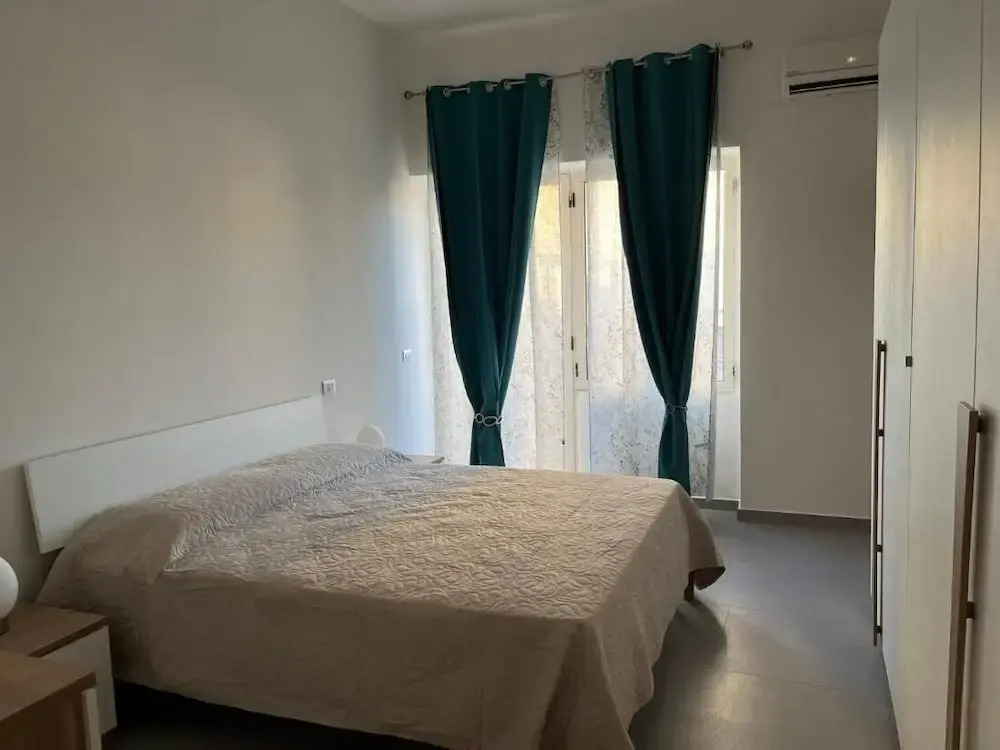 Room in Holiday House - Holiday House the Zagare, Large Double or Twin Room