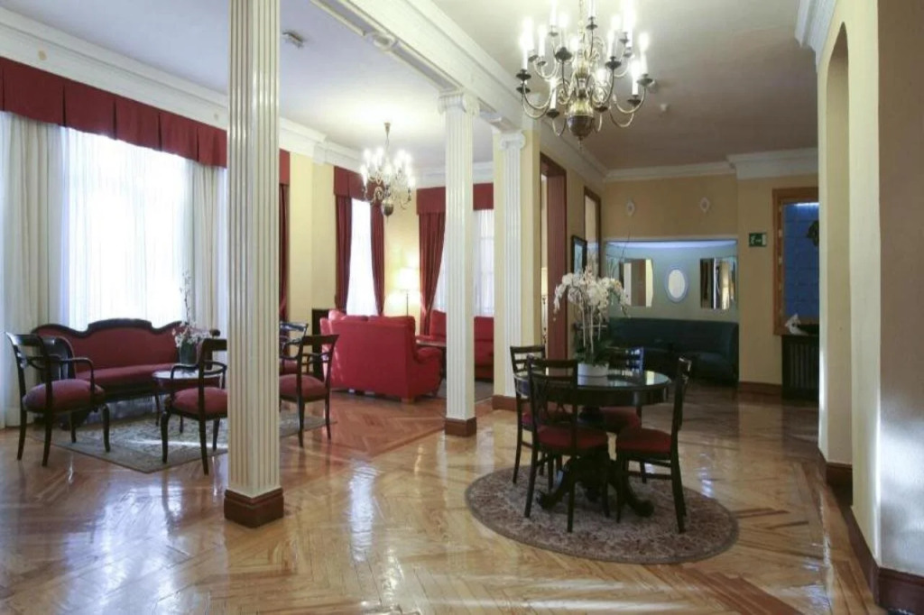 Hotel Mediodia