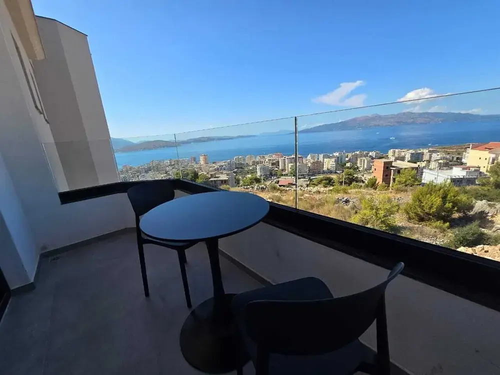 Hotel Selavi