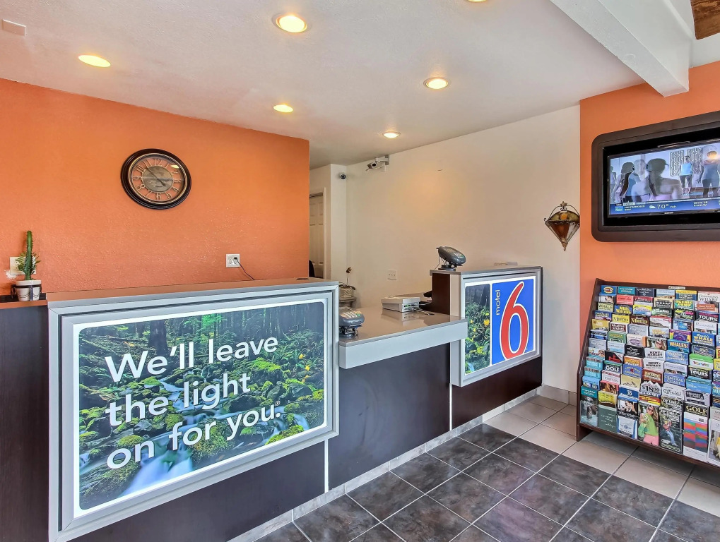 Motel 6-Marina, CA - Monterey