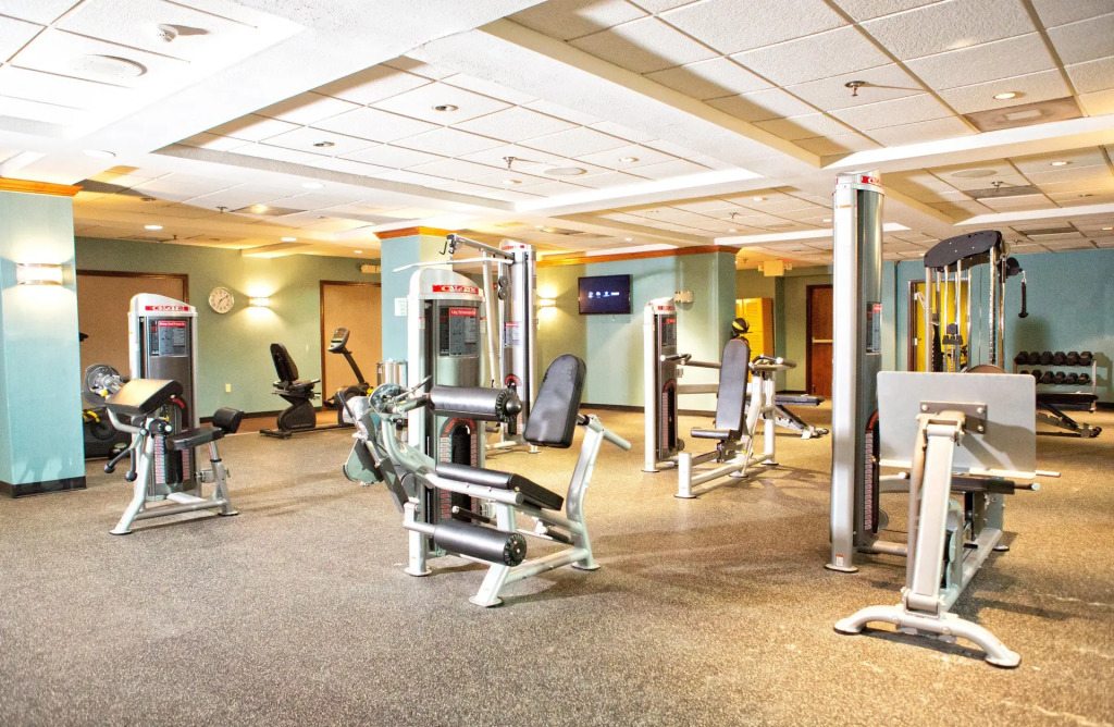 Clarion Hotel & Suites Conference Center Memphis Airport
