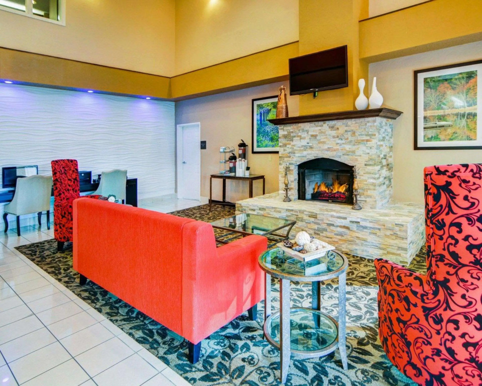 Comfort Suites Longview North