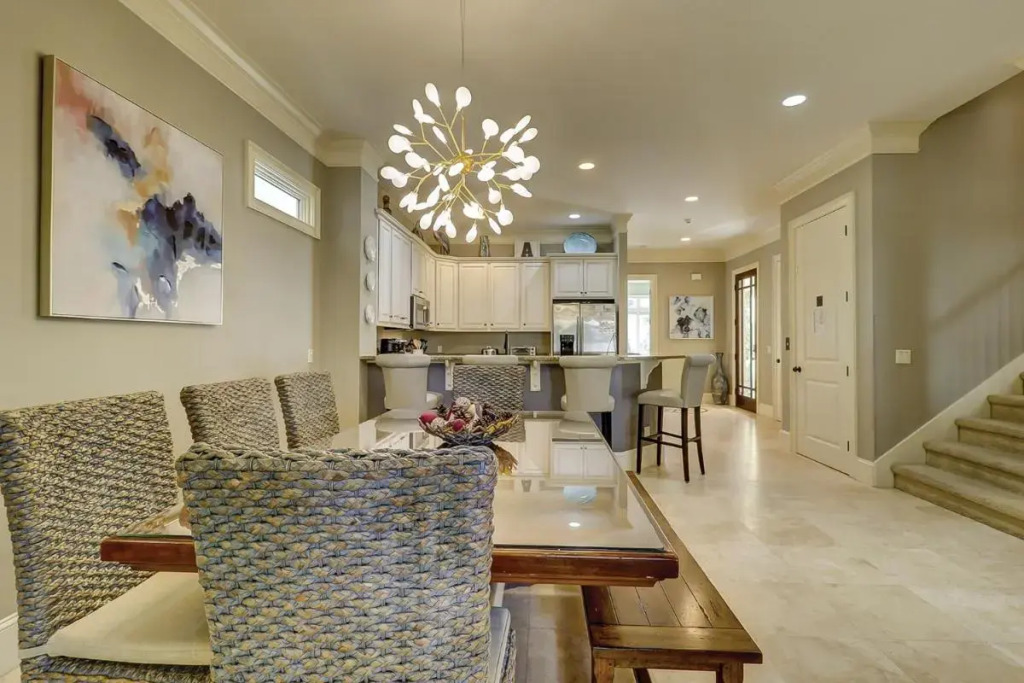 28 Corine Lane