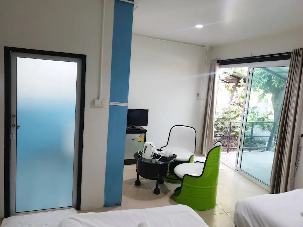 Mine Boxes Resort