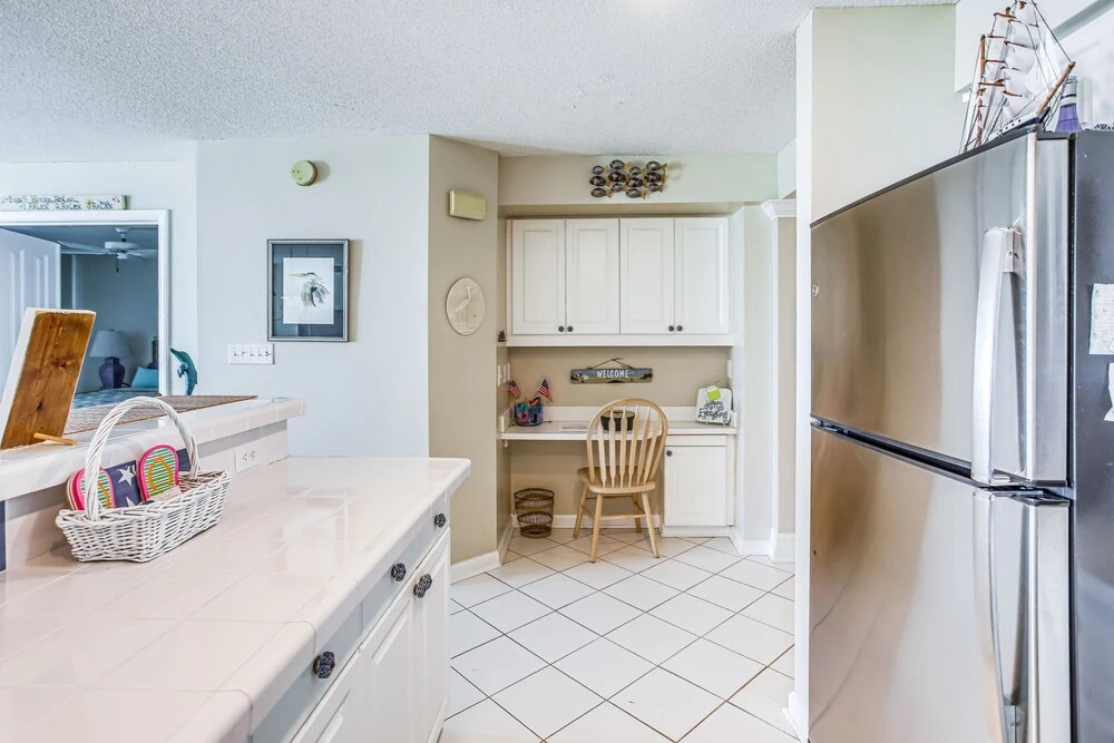 Pawleys Island Condo - Balcony, Pool & Ocean Views