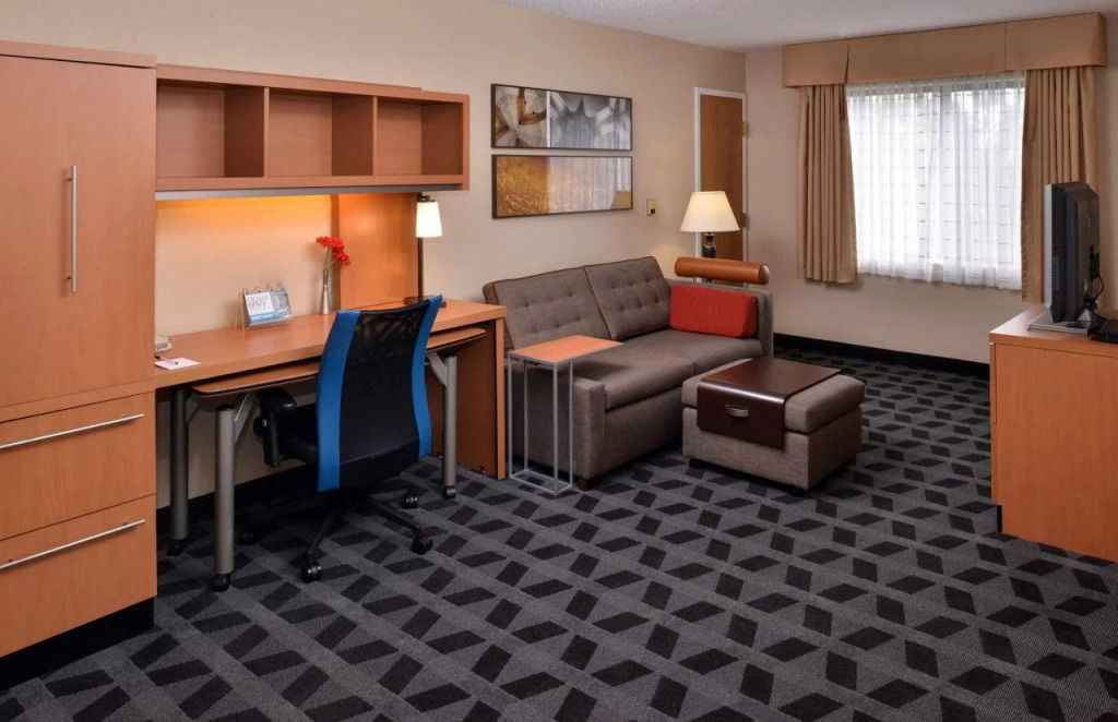 TownePlace Suites Detroit Warren