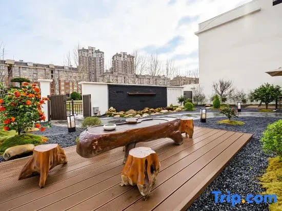 Yixi Cishe Homestay (Taoxichuan Cultural and Creative Block, Jingdezhen)