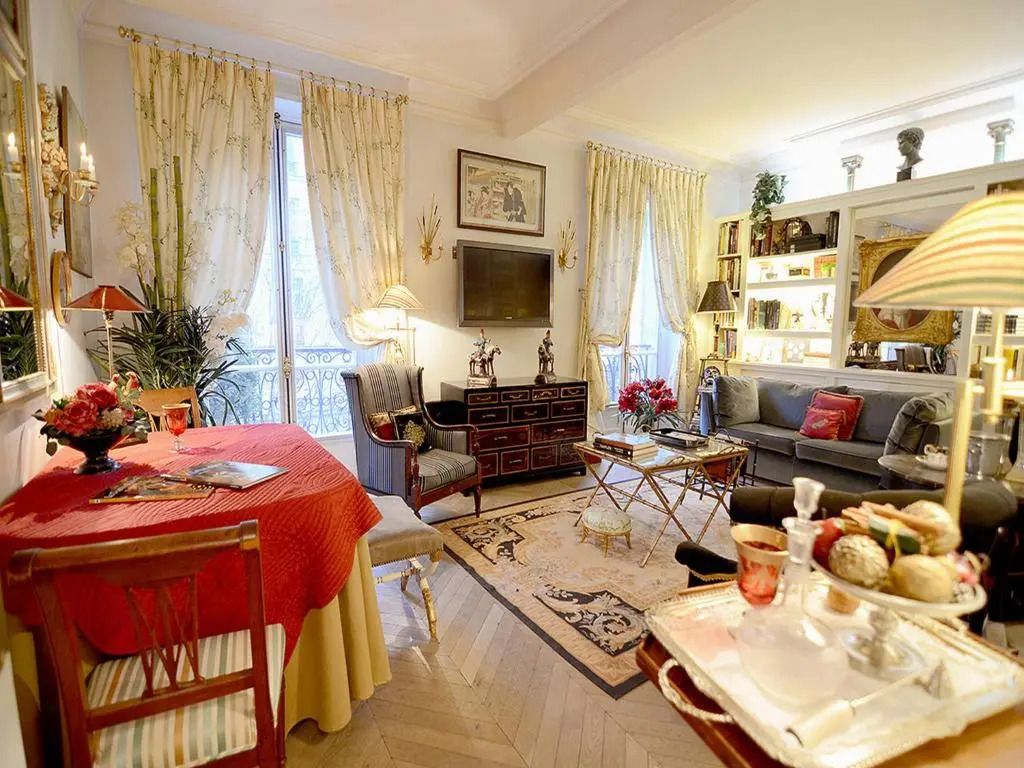 Apartment Alma-Eiffel Tower