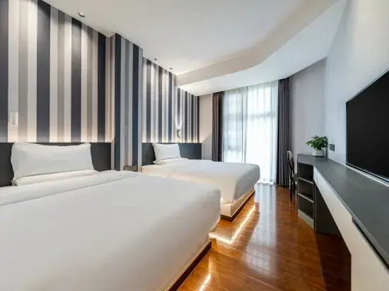 Yiba Yuanxin Villa (Zhuhai Innovation Fang Dian)
