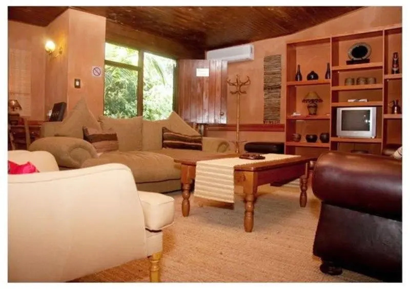 Mountain Manor Guest House & Day Spa