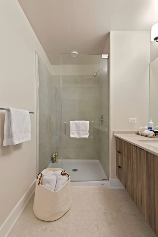 West Loop High-end 2BR Walkable City Views