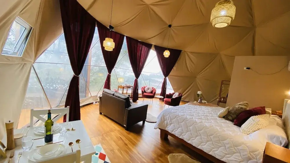 Felisa Rainforest Domes