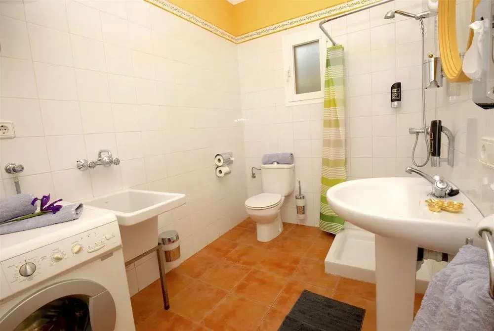 Villa Es Trenc Mallorca - Bauhausvilla mit 21m Privatpool am Es Trenc Naturstrand