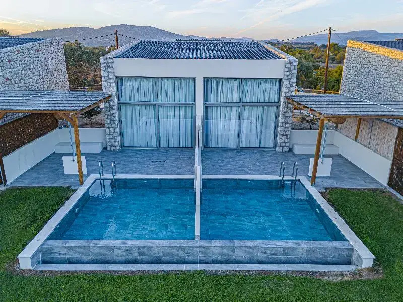 Haraki Villas