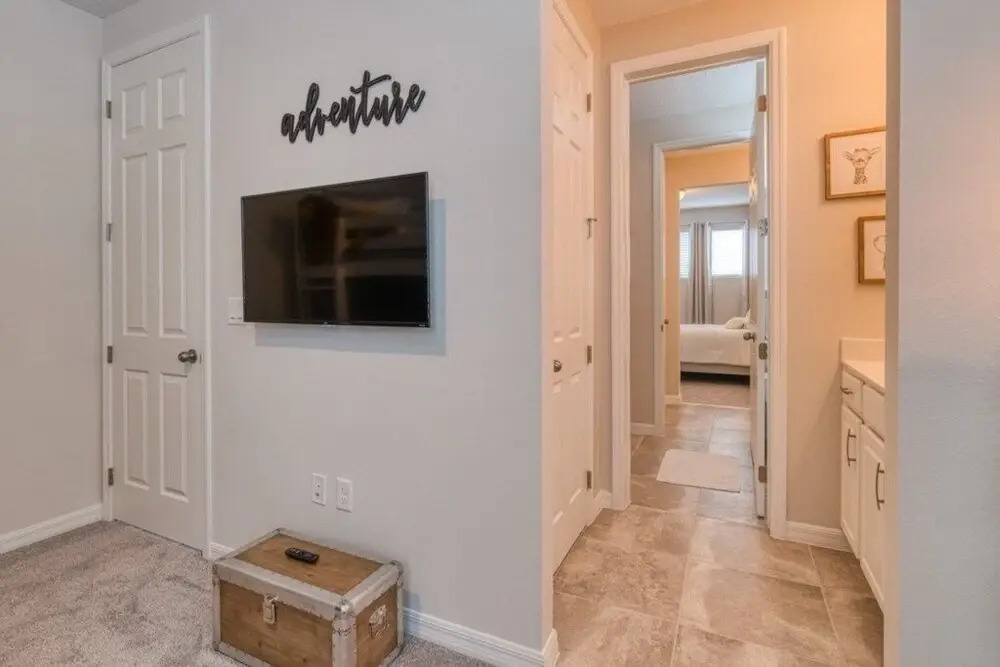 "sanitized" Solara Beautiful Home! 4 Bedroom Townhouse by Redawning