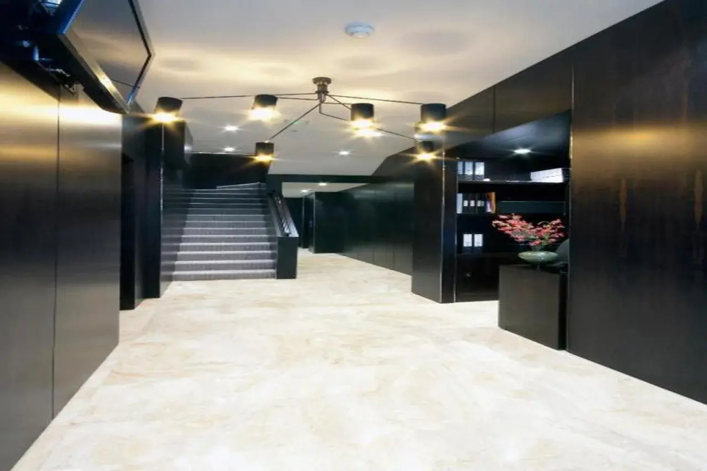 Claverley Court Apartments Knightsbridge