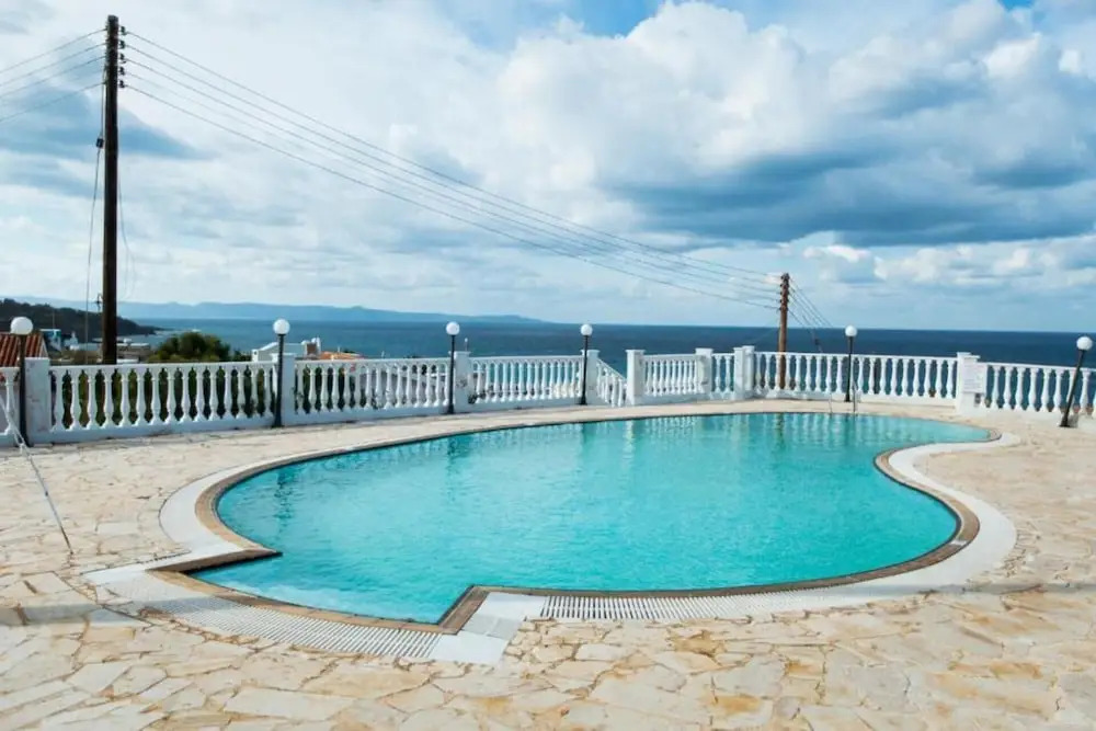 Stunning and Relaxing 3-bed House in Pomos
