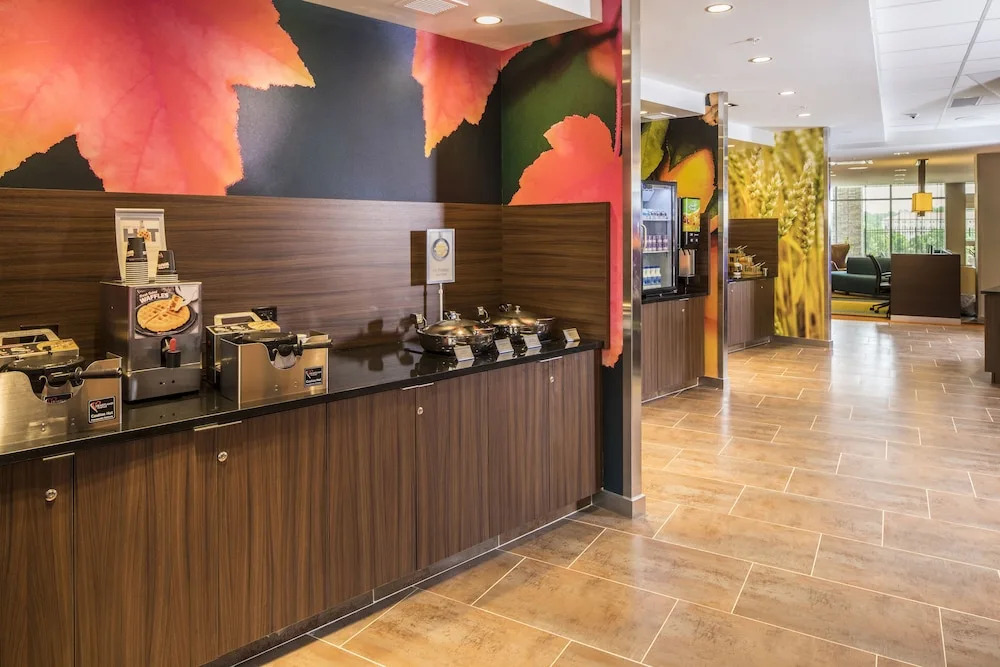 Fairfield Inn & Suites Pittsburgh North/McCandless Crossing