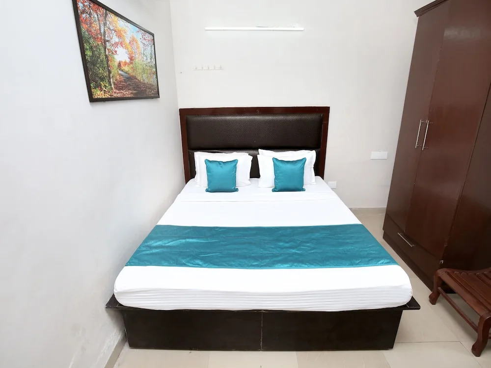 Hotel Rooftop By OYO Rooms