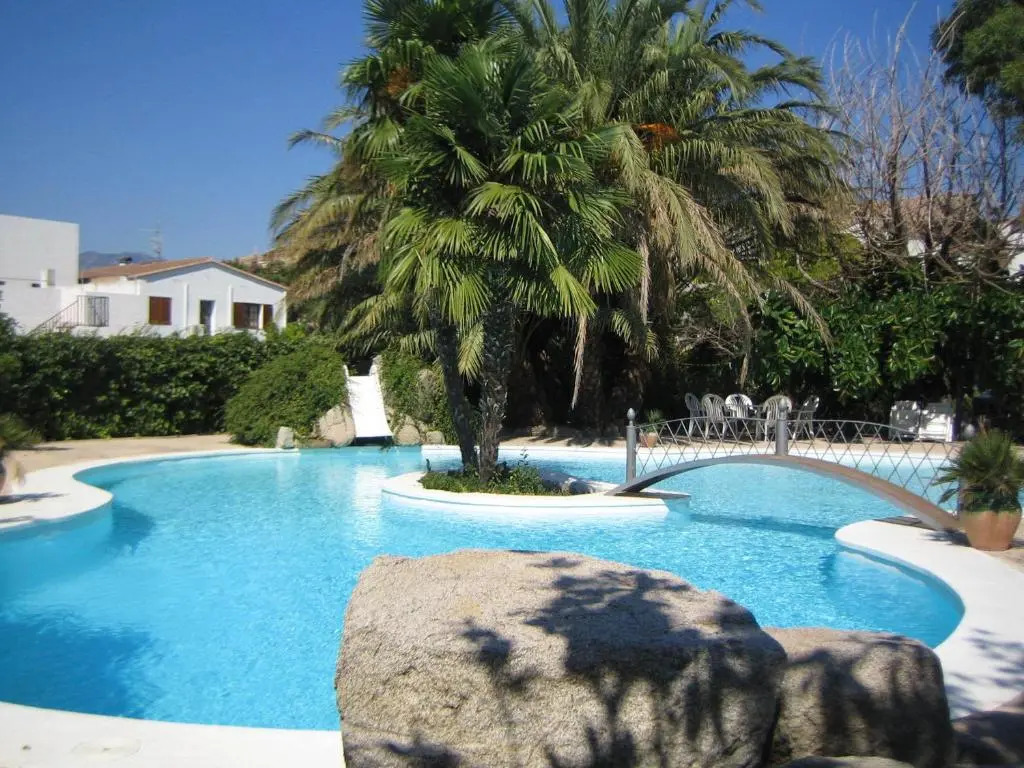 Hotel Casa Ceremines