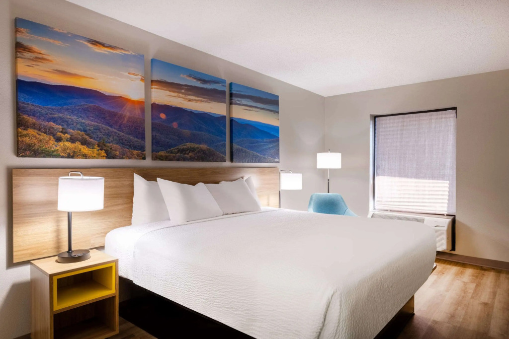 Days Inn by Wyndham Mooresville Lake Norman