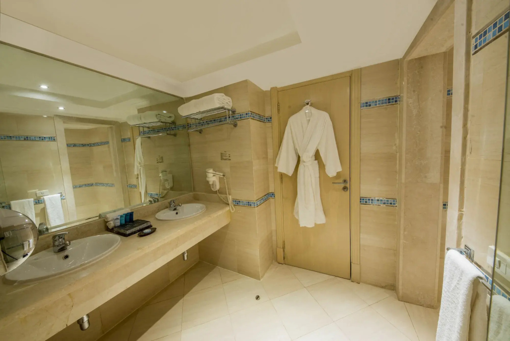 Sunrise Crystal Bay Resort -Grand Select