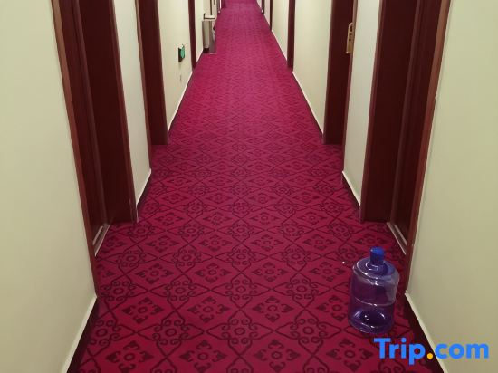 Shijiazhuang Yiyou Express Hotel (Youyi South Street Hebei Province Letters and Calls Bureau Branch)