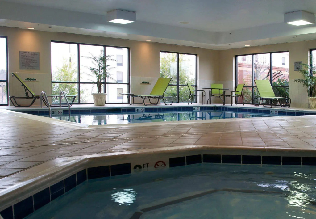 Courtyard by Marriott Hickory