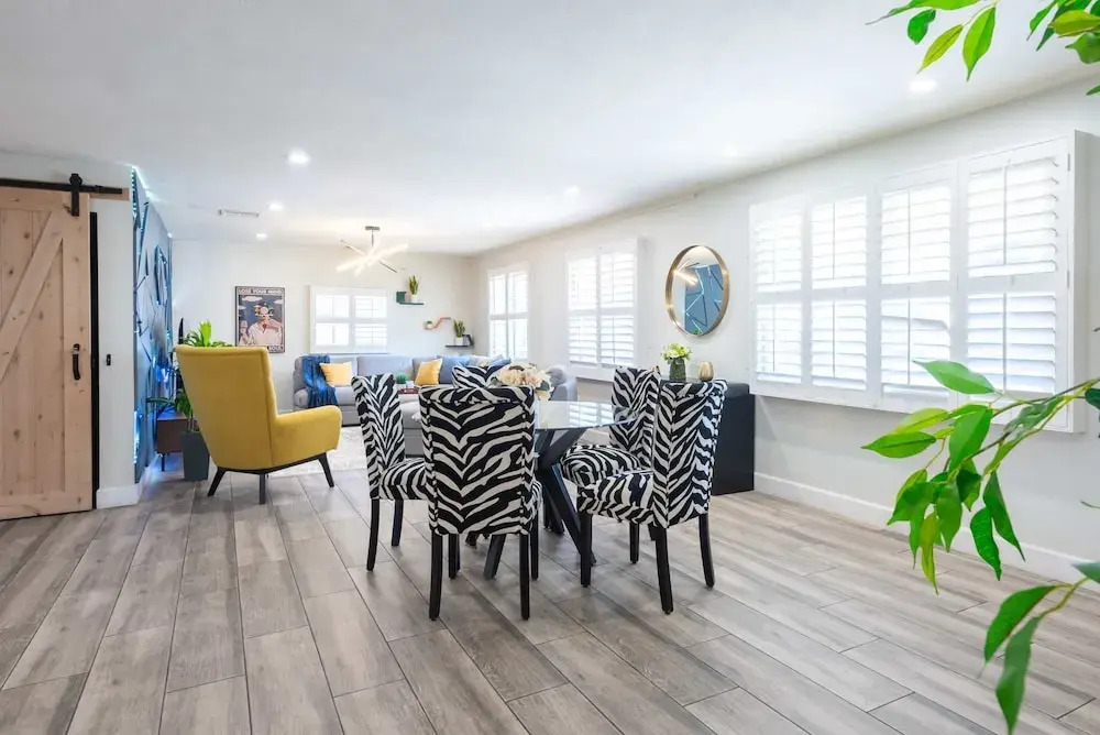 Phoenix 4 BDR Home With Outdoor Entertainment