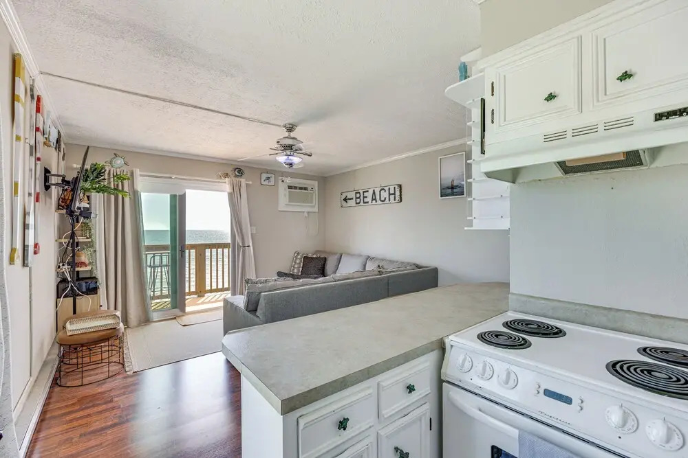 North Topsail Beach Condo w/ Ocean-view Balcony!