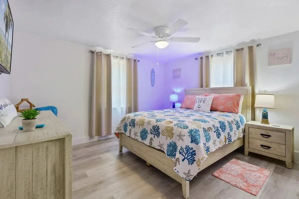 Paradise Beach House 3 Bedroom Home by Redawning
