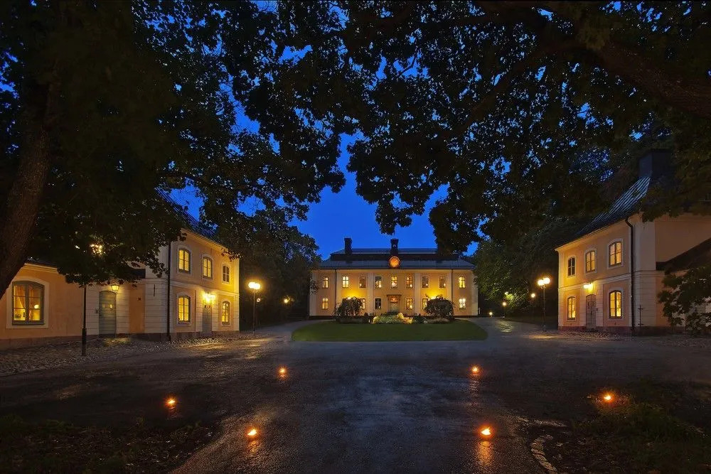 Åkeshofs Slott