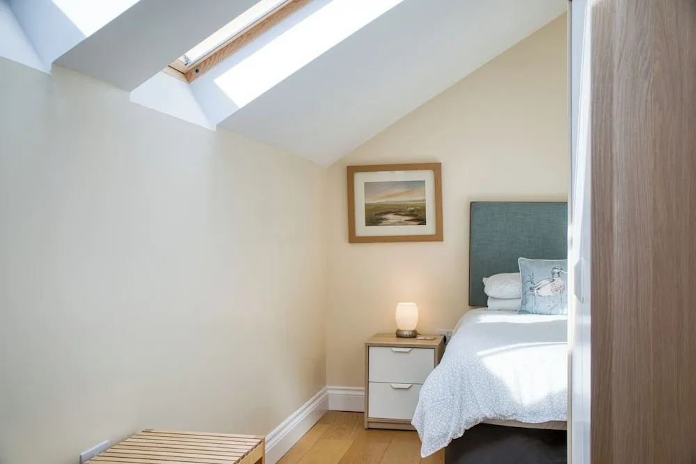 The Chaffhouse - 4 Bedroom - Llangenith