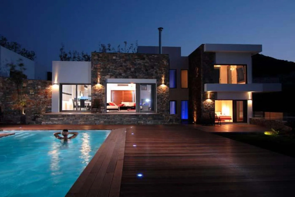 Amazing Views to Elounda Bay